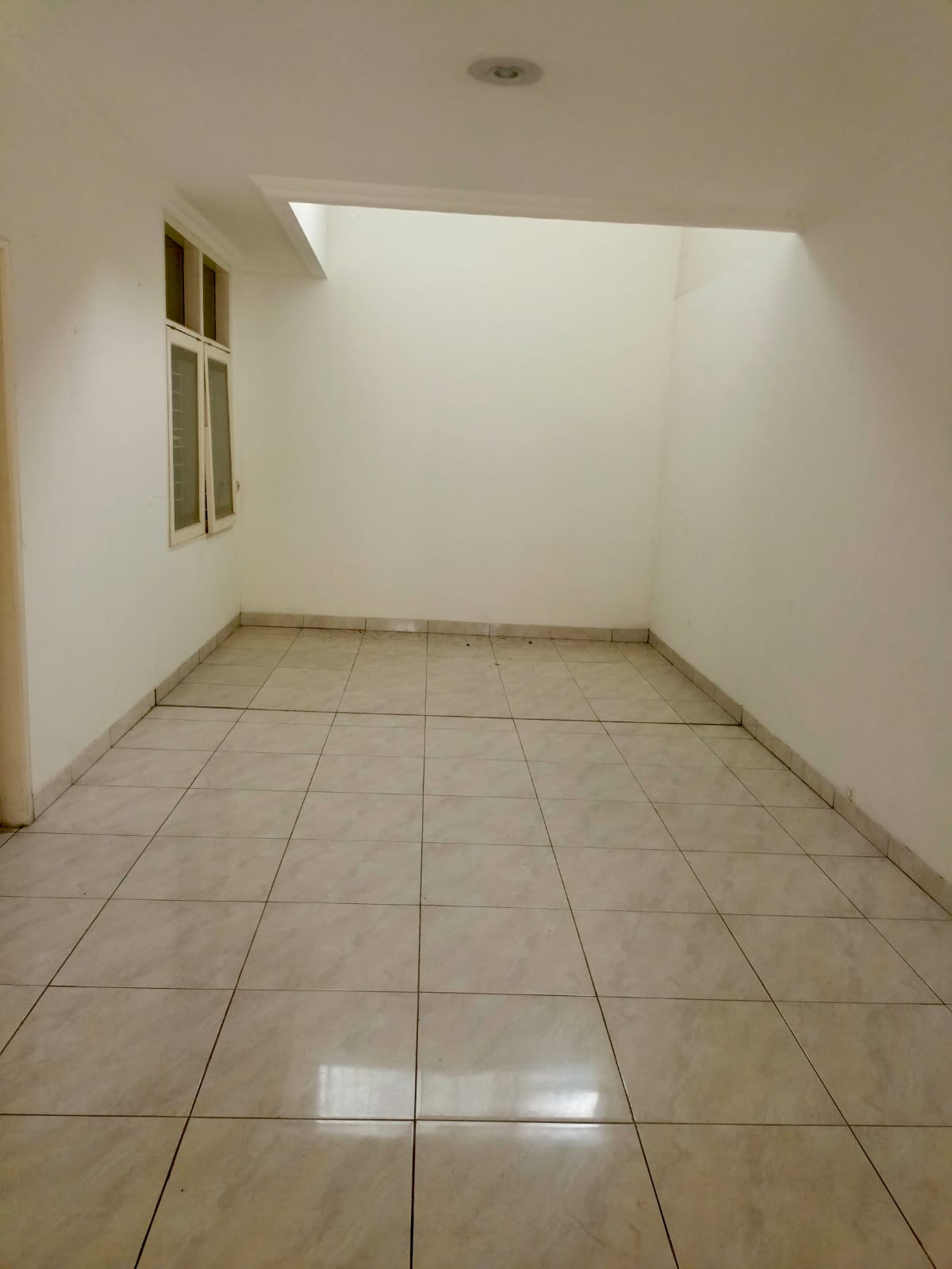Rumah Disewakan di Cluster Meadow Green Lippo Cikarang